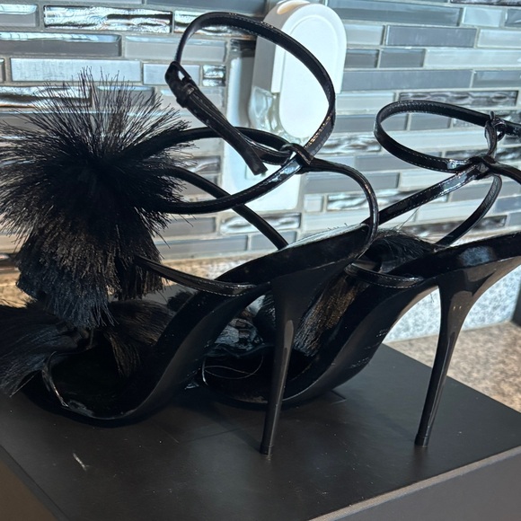 YSL Vernice Chiffon Tassel Embellished Pierre Pon Pon 110 Sandals - Picture 3 of 10